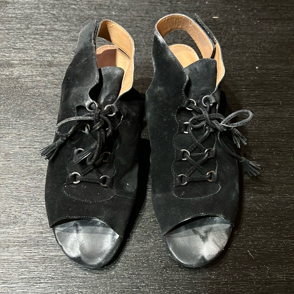 Adrienne Vittadini heeled sandals